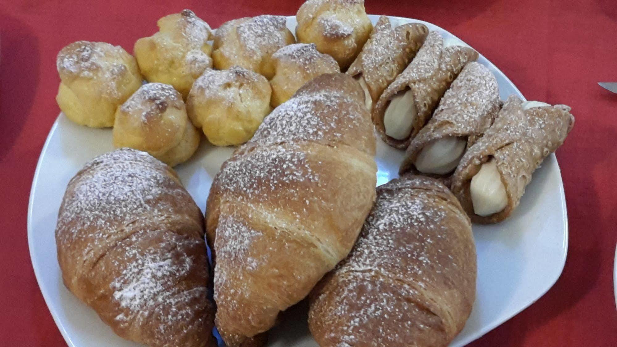 אגריג'נטו Antica Via B&B מראה חיצוני תמונה